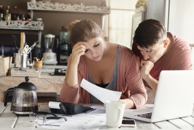 Woning inrichten? Zo praat je over geld met je partner